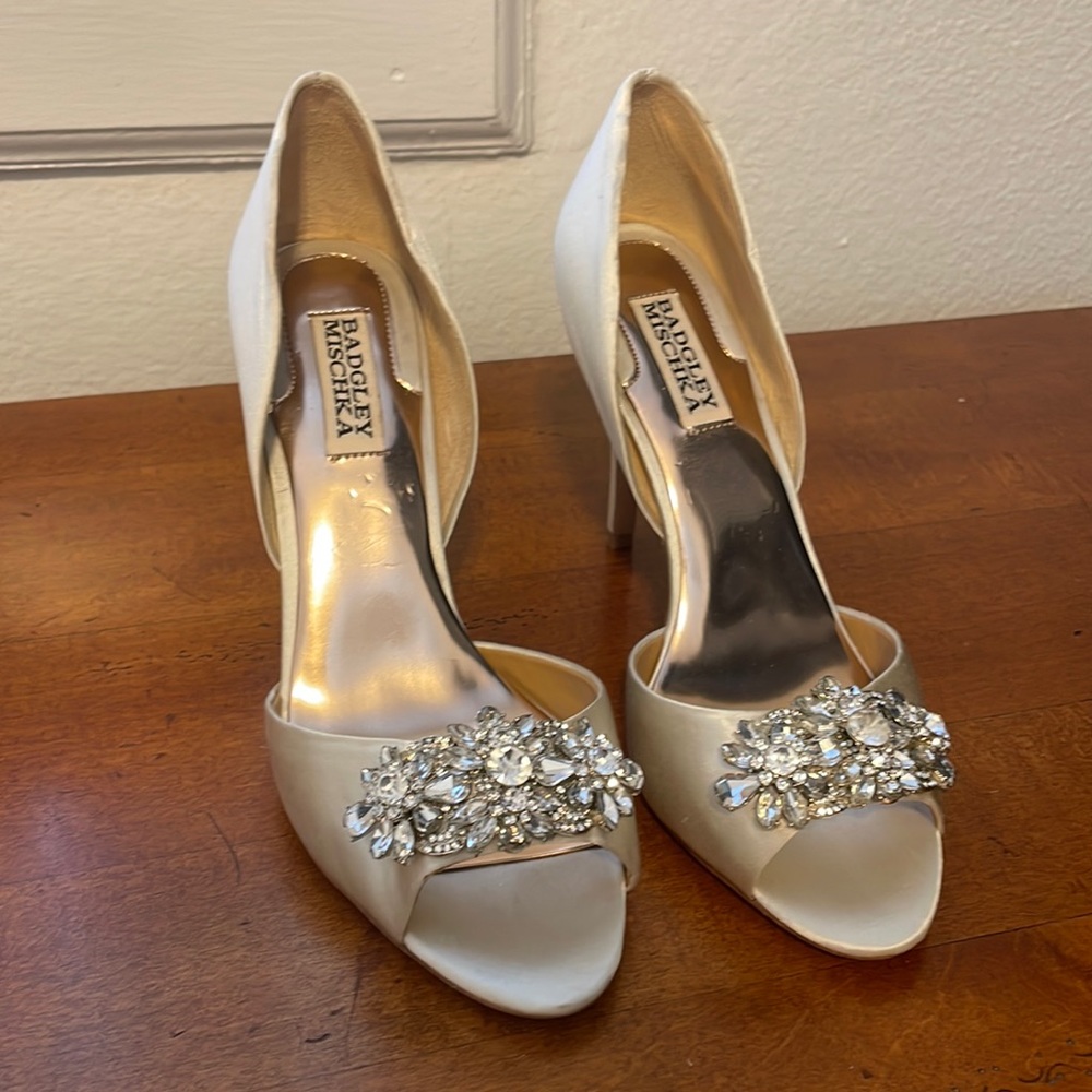 Badgley Mischka bridal heels